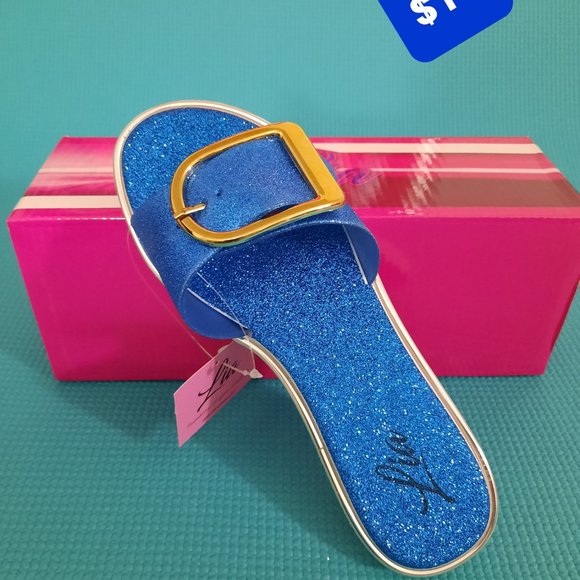 Women's shoes and sandals. - Picture 7 of 16